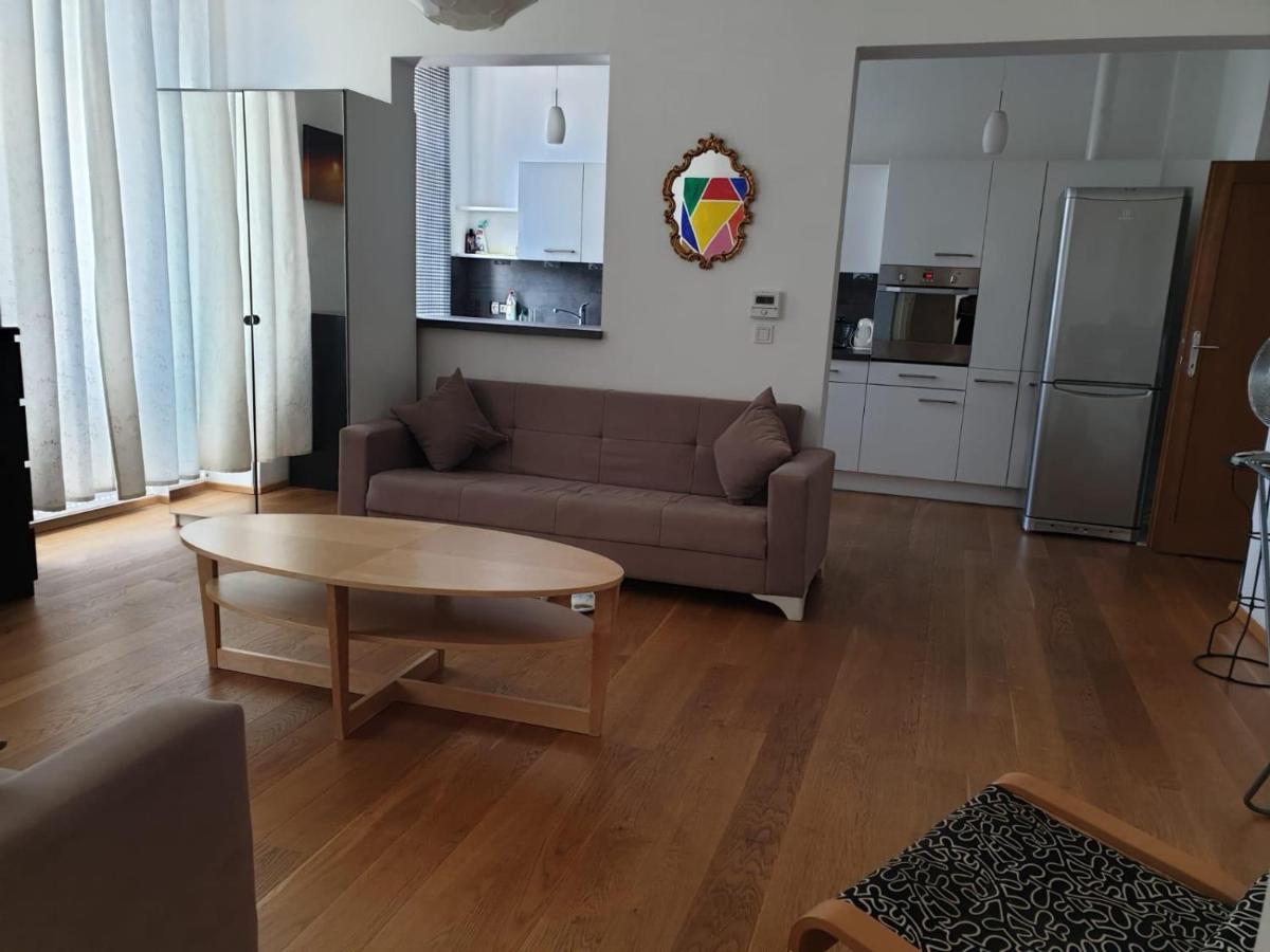 וינה Deluxe Apartment 5P Mm מראה חיצוני תמונה